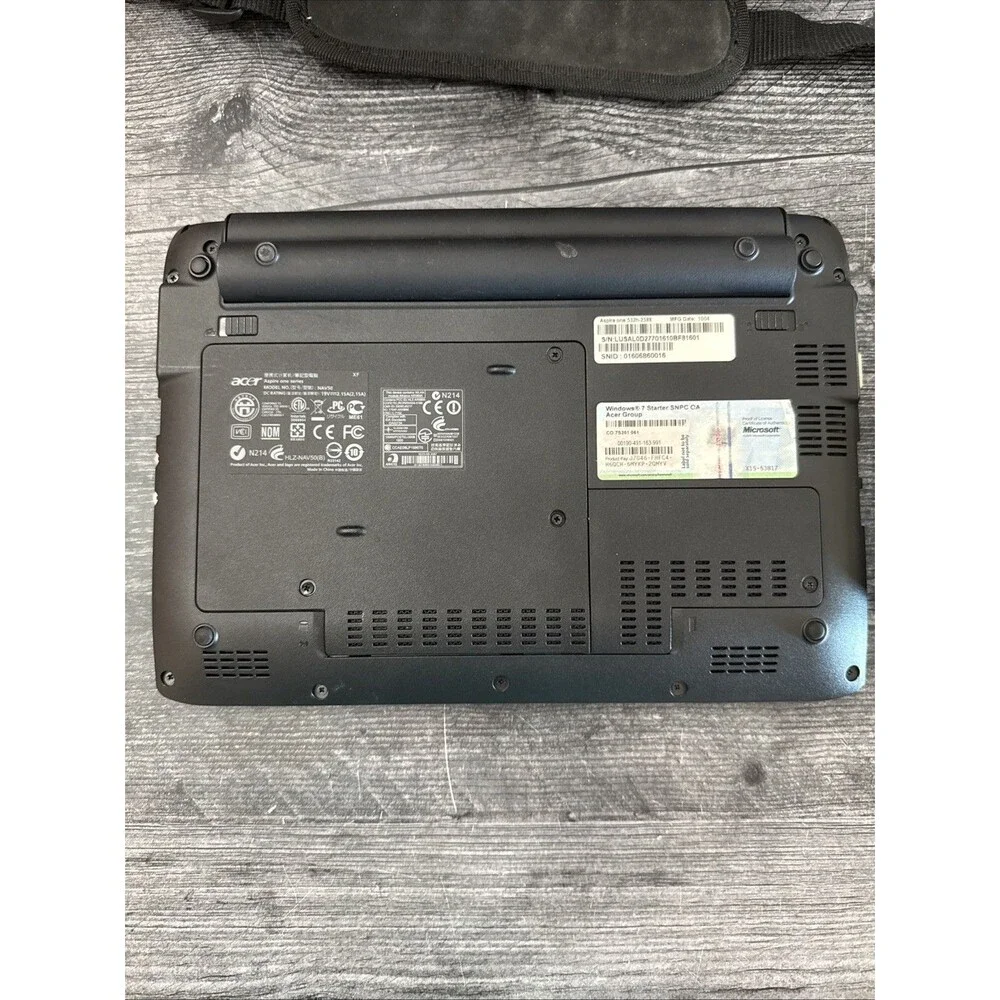 Acer Aspire One Mini Laptop With Case